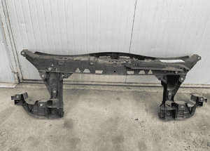 MERCEDES sprinter 906 LIFT wzmocnienie pas przedni plastik 1