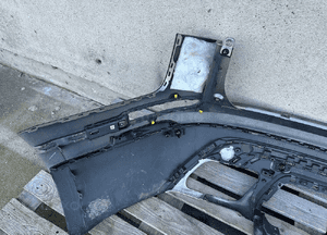 Zderzak tył tylny range rover velar r-dynamic  spoiler dół J8A2-17F879-EB 4