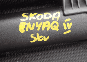 ROLETA BAGAŻNIKA SKODA ENYAQ IV 5LG867871A 8