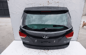 Klapa bagażnika tył hyundai IX35 1K