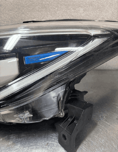Lampa lewy przod renault zoe ii lift 260609388R eu 4