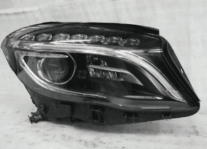 Mercedes A156 156 gla lampa przednia prawa 1