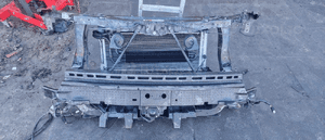 Jeep Grand Cherokee WK2 3.0crd Pas rzedni chłodnice kompletne wzmocnienie 1