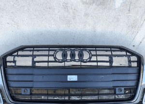 Zderzak przód przedni audi A6 C8 4K 4K0 2018- s-line  grill atrapa cały 2