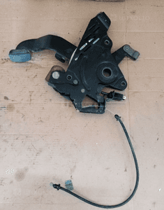Pedał hamulca ręcznego linka Mercedes Vito 639 A6394201384 3