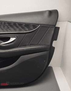 Mercedes W205 boczek drzwi prawy pród 6