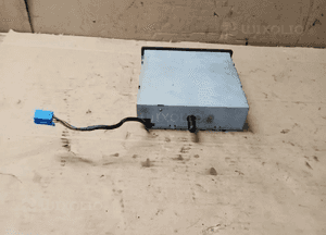 Zmieniarka CD 5 płyt magazynek Blaupunkt Fiat Punto II 2 4