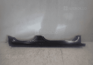 Próg prawy słupek poszycie prawe skoda fabia 3 iii 6V 2014-