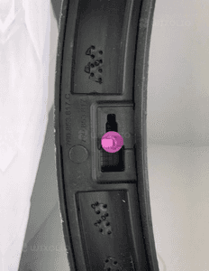 Listwa błotnika lewy tył vw touareg iii 760 5
