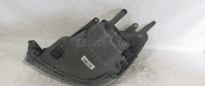 Przod przednia lampa prawa ford fiesta MK6 7