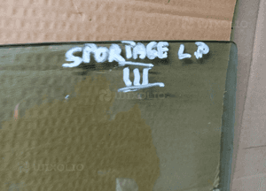 Szyba lewy przód przednia lewa Kia Sportage III AS2 13r 3