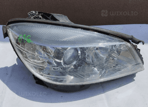 Lampa przednia przód prawa mercedes W204 A2048208661 uk 1