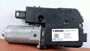 VW Volkswagen Audi Skoda Silniczek szyberdachu 3G5877795 1