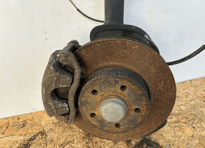 MERCEDES C W204 Zwrotnica piasta przód R - 16418 3