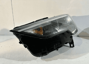 Audi Q3 83A Lampa przednia LED Lewa - 14646 3
