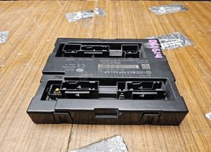 Moduł 8K0907064DP Sterownik Komputer Komfortu Audi A4 B8 A5 Q5 Europa 7