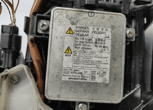 Lampa prawa prawy przód przednia xenon c-crosser 4007 2007-2012 europa 15