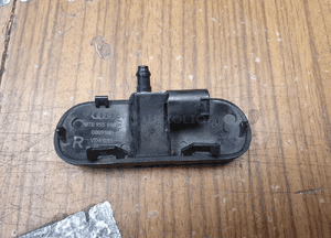Dysza 8T0955987B 8T0955988B Spryskiwacza Spryskiwacz Szyby Podgrzewane AUDI A4 B8 A5 8T 29