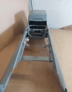 Tunel środkowy podłokietnik VW Touareg 7L0 2