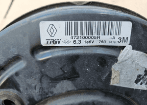 Renault Megane III 3 serwo hamulcowe 472100005R 2
