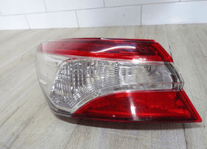 TOYOTA CAMRY XV70 VIII LED 2017- lampa tył lewa 2
