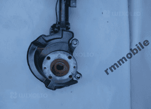 Zwrotnica piasta prawa Suzuki Swift MK6 przed lift 1