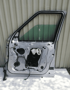 Land rover discovery 3 4 L319 drzwi przód prawe 10