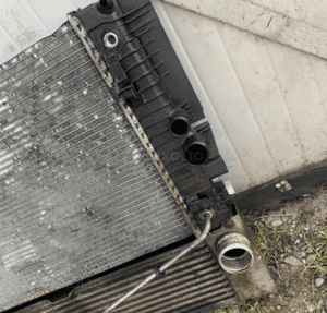 Mercedes VITO VIANO 639 CDI chłodnice  klimatyzacji   woda intercooler obudowa wisko 4