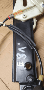 Mechanizm podnośnik szyby prawy przód BMW 1 E81 6978846 8