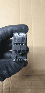 Przycisk przełącznik haka holowniczego Mercedes GL X166 W166 A1669051700 4