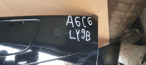 Zderzak przód przedni Audi A6 C6 XENON LY9B 12