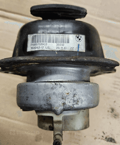 BMW X5 F15 X6 F16 M50D  3.0 D poduszka silnika  prawa lewa 685752003 685751903 3