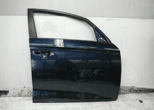 Kia carens iv 4 drzwi przednie prawe 1