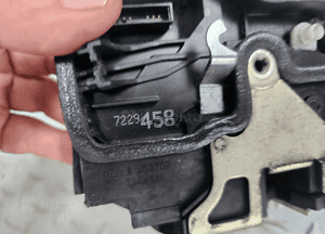 Bmw E87 E90 E82 zamek przedni przod prawy europa 7229458 2
