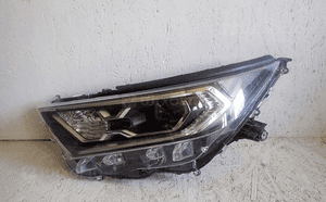 Lampa lewa lewy full led toyota RAV4 rav 4 v 19- 1