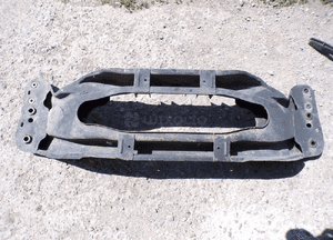 BELKA TYLNA TRAWERSA RAMA ALFA ROMEO 147 BEZ KOROZJI 1