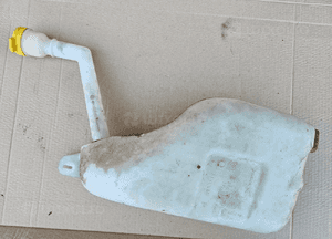 Renault Megane III zbiorniczek płynu do spryskiwaczy zbiornik 2