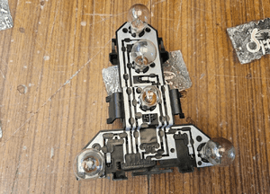 Wkład Listwa Lampy Mocowanie Gniazdo Żarówki Tyl Tylne Lewe Prawe VW Golf IV 4 Hatchback 3