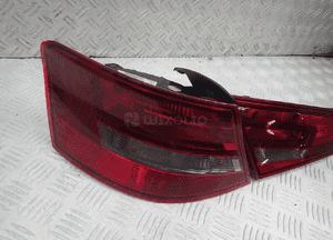 Lampa lewy tył audi A3 8V 8V3945095 2