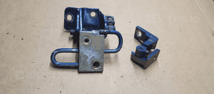 Zawias zawiasy drzwi prawy przód para Audi A3 8P 8E0831412B 3