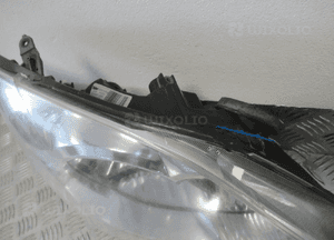 Lampa przednia przód prawa toyota corolla E12 hb lift 2004-2007 10