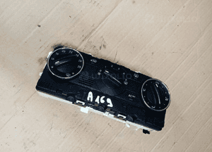Panel nawiewu klimatyzacji klimy Mercedes W169 A1698301385 1