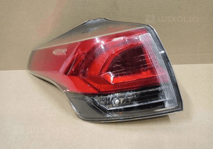 Lampa lewa tylna lewy tył toyota RAV4 RAV-4 iv lift 15-19 1
