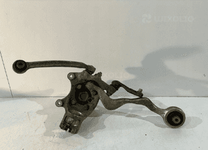 BMW M3 E92 Zwrotnica przednia prawa - 15093 1
