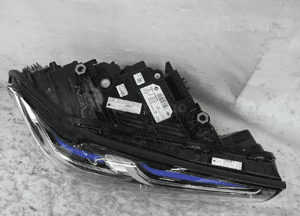 Bmw G30 lift laser idealna nie naprawiana lampa przednia prawa 6