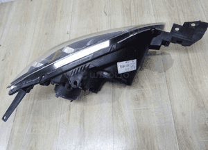 lampa lewa przód TYC Mazda 3 20-a860 5