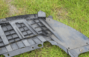 Osłona płyta pod zderzak focus MK3 st CM51-A8B384-D 2013 10