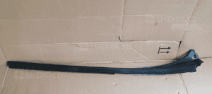 Listwa szyby czołowej prawy przód przednia prawa Opel Vivaro B Trafic III 727608750R 1