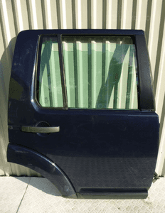 Land rover discovery 3 4 L319 drzwi przód prawe 11