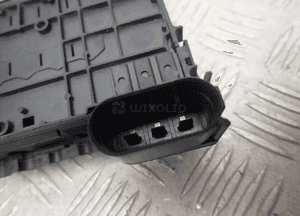 Skrzynka akumulatora golf iv 1.4 16V 1J0937549 2